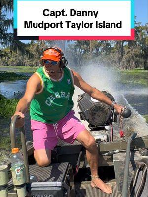 let’s take a ride with Captain Danny from Mudport Taylor Island on Caddo Lake in uncertain Texas. We’ve got some cold temperatures coming this week so I thought this would be a great throwback video to the warm summer months. #texas #caddolake #uncertaintx #travel #vacation #gatortraxboats #gatorade @Gatorade @CherryLosAngeles 