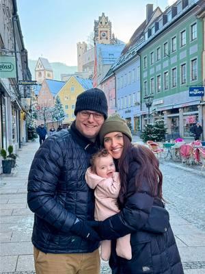 “She won’t even remember the trip..” WE WILL! 🥰😎 #munich #germany #christmasmarket #austria #salzburg #germanchristmasmarket #christmas #travel #babiesoftiktok #firsttimemom #firsttimeparents #babyfever 