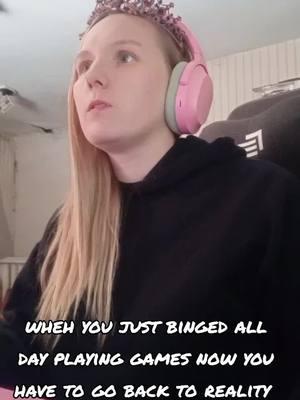 what is life.... #duopartner #GamerGirl #gaminglogic #gamermom #gaming #gamertiktok #gamerfriends #girlgamer #twitchstreamer #streamer #rhi_spect00 #pcgamer #gamercouple #gamingwithfriends #videogames #streamergirl #twitchtiktok 