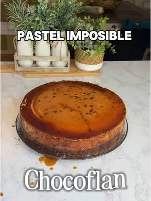 Pastel imposible                                     Chocoflan 🍮🍫                               .                                                    .                                                      . #chocoflan #chocoflancake #pastel #pastelimposible #cake #chocolate #chocoflanreceta #Receta #flan #dessert #dessertideas #postres #postresfaciles #viralvideo 