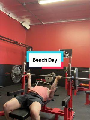 Too lazy to find music to cover some of this. Some more clips of my #benchday #benchpress #powerlifting #powerlifter 