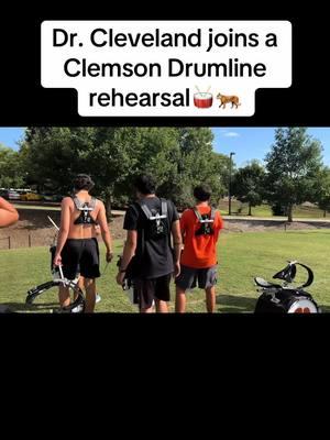 🐅🥁 Behind the scenes: check out when Dr. Cleveland returned to his Alma mater, Clemson University, and warmed up with the Drumline. #marchinghealth #dci #wgi #marchingband #drumline #colorguard #bandnerd #bandgeek #drummajor #marchingbandlife #drumcorpslife #colorguardlife #drummer #drumming #injuryprevention #health #workout #pt #atc 