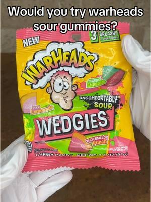 These were so good😅 #sour #warheads #sourcandy #candy #sweets #warhead #warheadscandy #gummy #tastetest #gummies #wedges 