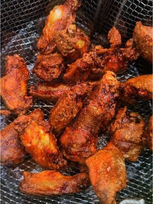 Allegro Hot and Spicy Fried  Wings #allegromarinade #deepfried #cousint #fried #deepfried #chickenwing #makelifetastebetter #meat #chickenwingsrecipe #easy #Recipe #EasyRecipe #yummy #delicious #killerhogsbbq 