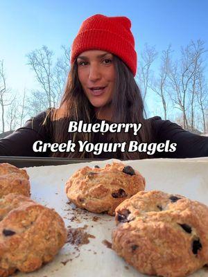 Replying to @kitchen.babe.ritateresa you were so right about this! I’m obsessed with these blueberry greek yogurt bagels 🤩 blueberry greek yogurt bagels: 3/4 cup blueberry greek yogurt 3/4 cup all purpose flour 2 tsp. baking powder handful of freeze dried blueberries  1 Tbsp. melted butter to brush on top! bake @ 375 for about 25 minutes 🫐 #tiktokrecipe #foodreview #foodreaction #foodtiktok #bagel #blueberry #chobani #greekyogurt #simplerecipe #homemade 