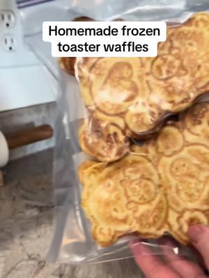 Homemade toaster waffles 🤎 #homemade #toaster #waffles #mealprep #kidsfood #baking #MomsofTikTok #carebear #momofboth #kidsbreakfastideas #kidsbreakfast #breakfast #breakfastprep 