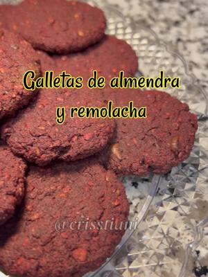 Galletas de almendra y remolacha 😉 #cookies #recetassaludables #galletascaseras #remolacha #betabel #recetasparati #foodvlog #food #fypシ 