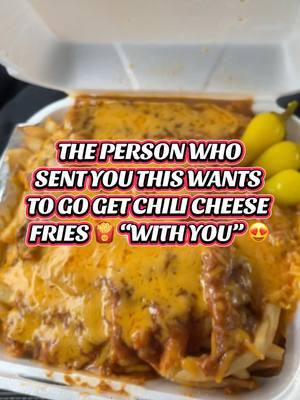 Where are your favorite Chili cheese Fries from?!? 😍😍😍 . 🙏🏻 #brentonwood #foodiemobbb #lafoodie #chilicheesefries 