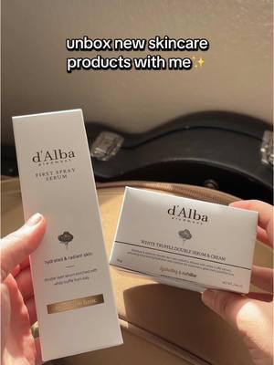 #asmr #skincare #dalba #dalbaskincare #dalbaskincareserumspray #truffleskincare #asmrskincare #asmrunboxing #unboxing @DALBA 