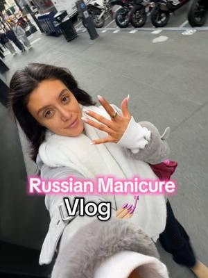 Happy New Year! 15% off you’re first Russian Manicure when you book with code “CARRIE” 💖 @nailit.sf  #russianmanicure #russianmanicuresf #sfnails #sanfrancisconailsalon #sfnailsalon #sfvlog 