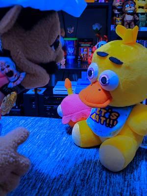 chica is not in the mood 😬 #fnafpage #fnafcollector #fivenightsatfreddys #fnaf #fnafcollection #exoticbutters 