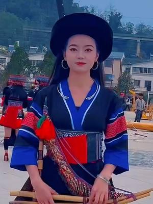 苗家人爱苗衣!  总要穿一次少数民族服装吧   #hmong #hmoob #moob #hmongb #pajtawglag #hmoobsuav #苗族 #苗服 #miaozu #少数民族风情 #hmongclothes #苗族姑娘 #china #苗族服装穿搭 #苗族衣服 #少数民族服装 #苗疆女子 #khaubncaws #苗族服装 #苗族服饰 #HMông #miaoclothing #hmongchinese #hmongtiktok #总要穿一次少数民族服装吧 #dejliabdejntsuab  #hmongchineseclothes #hmongchinese 