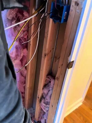 Roughing in switch boxes | Arete 101 ⚡️ #areteelectric #arete #masterelectrician #journeymanelectrician #electrical #electriciansoftiktok #fyp #electricaltips #electricalwork #Massachusetts #newhampshire 