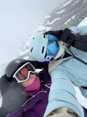 SKI DAY WITH MOMMA⛷️🗻🌨️ #ski #skiday #pow #powday #skitrend #trend #viral #funny #snow #skier #skiing 