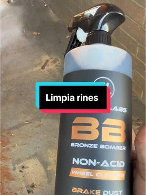 Líquido para limpiar tus rines #bronzebomber #caraccessories #accesoriosparacoche #catrachopod #TikTokShop #treasurefinds 