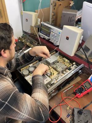 Jon working on this Heathkit Receiver.  #vintageaudio #hifiaudio #hifi #workvibes #stereo #vintage #vintagestereo 