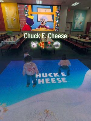 They absolutely loved going to Chuck E. Cheese! • #chuckecheese #chuckecheesepizza #newyork #travel #2025 #familyvacation #familyof5 #girlmom #girldad #triplets #tripletparents #momofmultiples #fyp #fy 