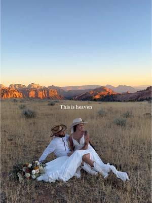 If you’re looking for heaven on earth, head to Utah 🌞 #utah #utahelopement #utahelopementphotographer #zionnationalpark #westernelopement 