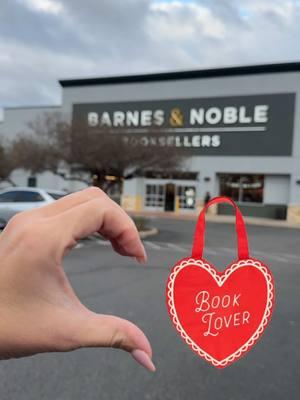 Hunting for the @Barnes & Noble heart tote 😭💕 #barnesandnoble #barnesandnoblehearttote #hearttote #ValentinesDay #barnesandnoblevalentinesday #booklover #booklovertote #booktote #totebag #enemiestolovers #enemiestoloverstrope #enemiestoloverstote #barnesandnoble #barnesandnobletote #BookTok #booktokfyp 