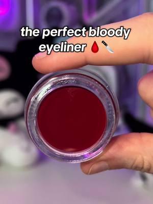 doing my eyeliner with this forever. ❤️🔪🩸 #kawaii #cosplay #anime #makeup #makeuphacks #makeuptutorial #waterproofmakeup #eyelinerhack