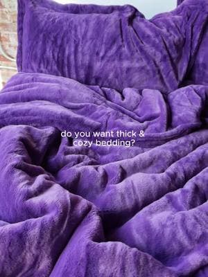 Love thick bedding? Meet our Love Thick Chunky Bunny comforter! The cozy essential you need to get through winter! #bedroomdecor #cozyathome #cozyaesthetic #cozybed #cozyblanket #cloudbedding #colorfulbedding #winterbedding