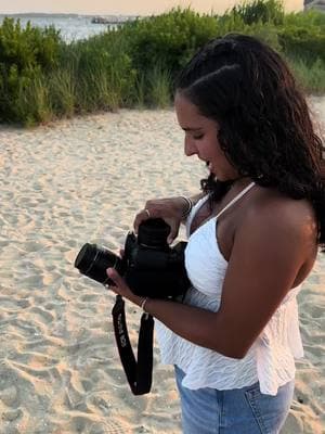 Pov: You’re the camera friend 🙂‍↕️    #aesthetic #photos #photoshoot #photoshootbts #photodump #girlstrip #friendphotoshoot #canon 