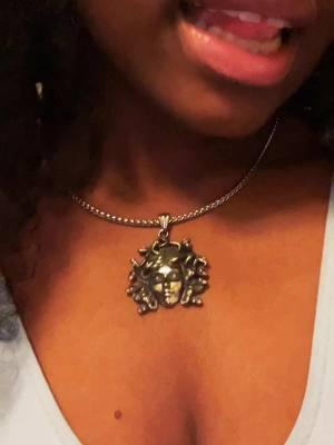 Medusa necklace #medusa #medusatattoo #BlackTikTok #girltok #funny #crashout 