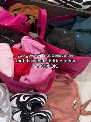 who wants a thrift haul? & WHO DONATED THEIR ENTIRE LULULEMON COLLECTION????? #thrift #thrifthaul #thrifting #lululemon #haul #lululemonhaul 