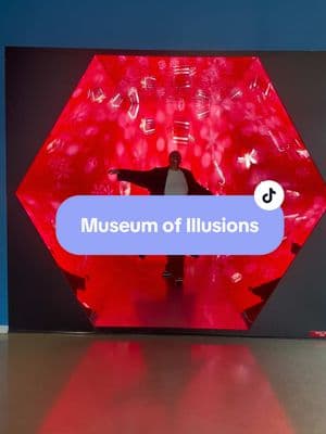 Join me for a visit to the  @Museum of Illusions at Atlantic Station ✨ #museum #art #fun #thingstodo #atlanta #downtown #fyp #museumofillusions #illusion #moiatlanta 