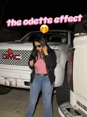 the Odette effect has me like this 24/7 😭😭♥️ #gmcmuneca #odetteeffect #odette #latinacreatorsforyou #truckgirl #girlswhodrivetrucks #trucklife #trucktok #girlswithtrucks #truckenthusiast #truckcommunity #creatorsearchinsights 