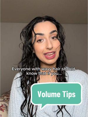 Tips for volume!! I used to have really flat hair, but these tips have changed my life 👇🏼 1– use lightweight products so your hair doesn’t get weighed down 2– a mousse typically gives more volume than a gel 3– brush your hair upwards at the roots 4– use root clips while your hair dries (keep them in for HOURS) 5– diffuse upside down for at least 10 mins!!  you’re welcome 🫶🏼 #wavyhair #wavyhairtutorial #wavyhairtips #volumehack #wavyhairroutine 