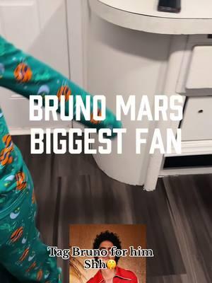 @Bruno Mars #brunomars #brunomarsfan #boysoftiktok #hollywood 