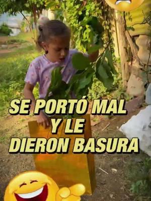 Se porta mal y le regalan basura#shorts #short #funnyvideoscomedy #tiktokviral #funnytiktok #forfun #funnyvideos😂 #videoviral #comedia #mexico #viraltiktokvideo #funnyvideosforyou #comediahumor #funnyvideo #videos