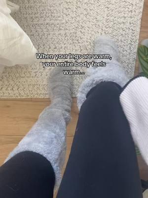 POV: you found the perfect solution for your freezing cold legs ❄️🧦 #alwayscold #legwarmers #getwarm #cozyathome #fuzzylegs #fyp #winteressentials 