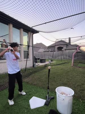 Who’s ready for baseball season to start?#baseball #beisbol #baseballboys #baseballlife #baseballszn #baseballseason #baseballboy #baseballplayer #baseballisback #hitting #baseballislife #hits #nodaysoff #baseballlife #feels #houstontx #houston #letsgo #lfg #grind #work #Love #brucebolt #brucebolts⚡️ #boltedup #lousvilleslugger #atlas #fypシ゚viral #millionaire #fyp 