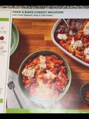 Quick and easy‼️ I love any pasta but hello fresh tried solid 7.5 /10 👍🏽#CapCut #fyp #viralvideo #foodtiktok #foryou #foryoupage #foodblogger #Recipe #hellofreshpartner #EasyRecipe #hellofresh 