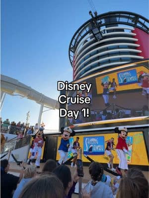 Disney cruise vlog day 1! #disneydream #disneycruise #disneyvacation #disney #disneytiktok #momof3 #familyvacation #disneyadult #momvlog #ditl #dailyvlogs #disneycruiseline 