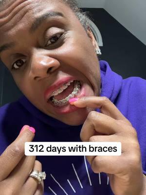 #photosbyljk #43withbraces #braceface #MomsofTikTok #happynewyear #whymelawd 