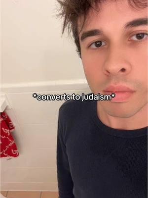 Such an odd thing to say #jewish #jewishtiktok #njb #judaism #jewishamericanprincess #nicejewishboy 