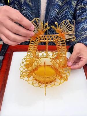 Watch the traditional Chinese art of sugar painting come to life! See intricate designs take shape with just sugar, and tell us your favorite patterns in the comments—let's find out which design steals the show! Credit to 577778101 on Douyin. #sugarpainting #arts #China #amazingChinesepeople #Chineseart #wow