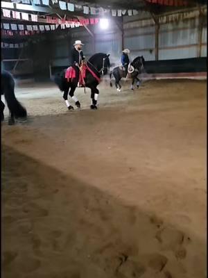 #viralvideo #foryou #morrasbuchonas #caballosbailadores🍀🐴🍎 #fiestaenelrancho🌵🤠🐴 #morrasbuchonas #viralvideo @Chika Fresa #caballosbailadores🍀🐴🍎 #npsoftiktok #plevadabelica👿 