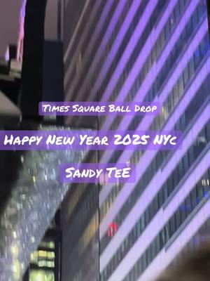 New York City Times Square Ball Drop 2025!!!! #sandytee #sandy #NYC #nycthingstodo #nyclife #nycballdrop #ilovenyc @annrichardson98 