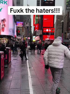 Follow the signs, this is one of them. Find yourself, everything else will fall into place.  #findyourself #believeinyourself #newyork #dancer #nycdancer #motivationalspeaker #selflove #lifecoach 