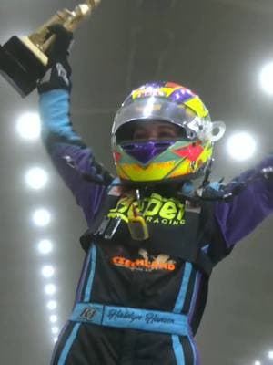 🏆 Haidyn Hansen gets her first Golden Driller, winning the Restricted A-Class feature at the #TulsaShootout presented by @nosenergydrink!