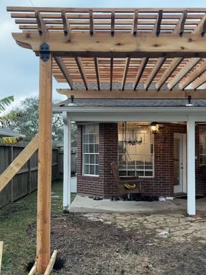 #pergola #frameconstruction #teamwork #leaguecitytx #friendswoodtx #apexpatio #apexpatio #apexpatio #houston #frameconstruction 