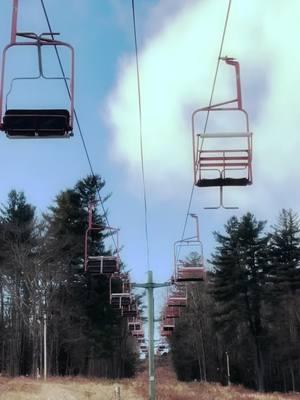 #beautiful #abandoned #ski #chairs #resort #urbex #abndonedplaces #abandonmentissues #urbexworld #urbexventures #urbexandchill #urbexpeople #