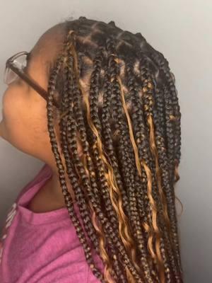 @Niahknowstylez - #niahdidit #braider #knotless #lasvegas #explorepage #explore #fyp #foryoupage #bohoknotless #explore #goviral #hairstylist #Niahknowstylezz #smallknotless #buttlengthbraids #lasVegasbraider #Lvbraider #xyzabc #Northlasvegas #summerlinarea #teenhairstylist ##bohemianbraids 