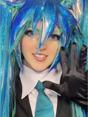 It’s almost a whole new wig! #housekinokuni #miku #hnk #hnkmiku #landofthelustrous #lotl #lotlmiku #mikuhatsune #hatsunemiku #wigmaking #cosplaywig #hnkwig #lotlwig #housekinokuniwig #landofthelustrouswig 