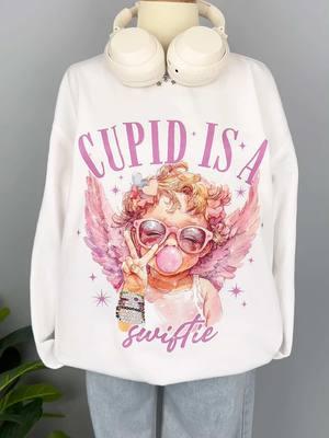 This is perfect sweatshirt ❤️ #swiftie #swifties #swifttok #ValentinesDay #valentine #valentines #valentinesdaygift #valentinesdaygiftideas #valentinesgift #valentine2025 #2025 #happyvalentinesday #valentinesgift #happyvalentines #happyvalentinesday💞 #happyvalentine #happyvalentinesdaygift #Love #couple #tshirt #sweatshirt #valentineshirt 