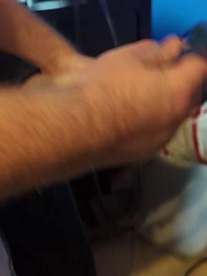 husband scraping off dead skin from foot. #satisfyingvideos #scrapingskin #deadskinremover 